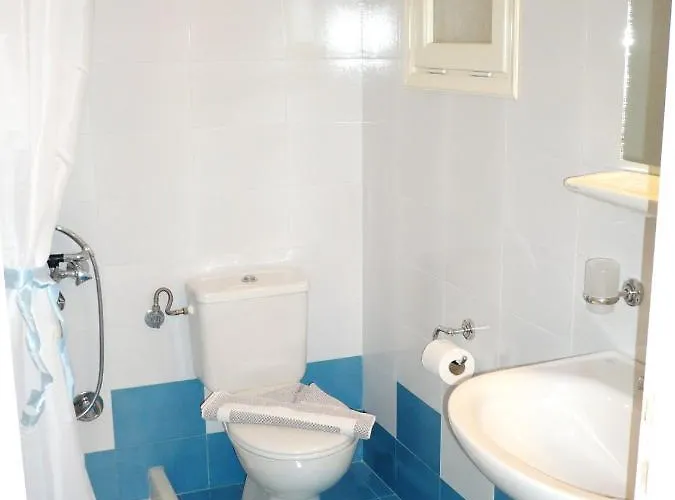 Filoxenia ホテル 2*