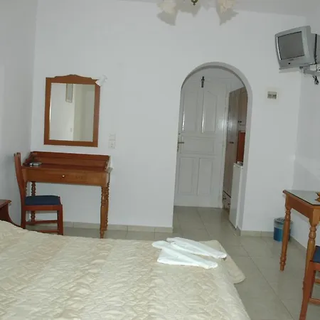 Filoxenia Hotel Aegiali