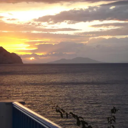 Filoxenia Hotel Aiyiáli